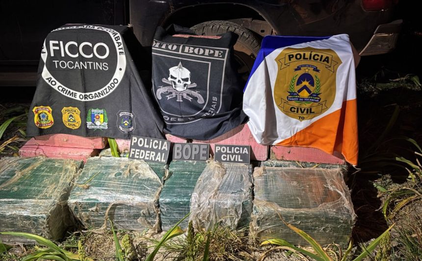 Quase 500 kg de cocaína são apreendidos no Tocantins; operação encontra avião adulterado e prende suspeitos de integrar esquema de tráfico 1 Quase 500 kg de cocaína são apreendidos no Tocantins; operação encontra avião adulterado e prende suspeitos de integrar esquema de tráfico
