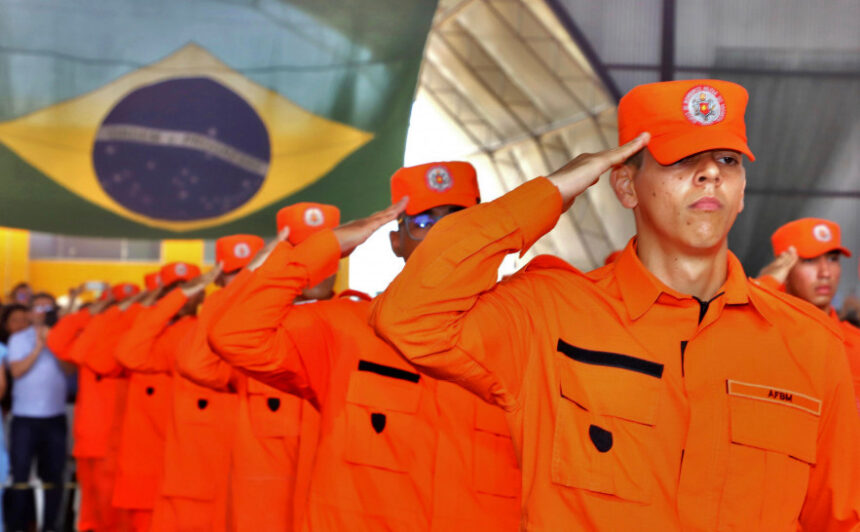 Após tragédia na Venezuela, Tocantins coloca bombeiros, cães de busca e equipamentos à disposição das operações de resgate