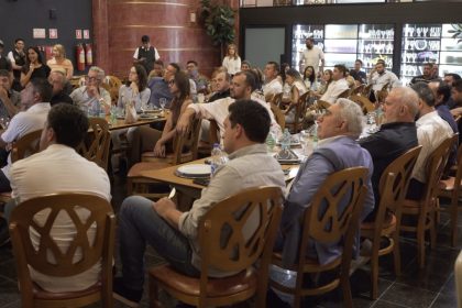 Laurez Moreira reúne pré-candidatos e lideranças em encontro marcado por confiança e crescimento do grupo