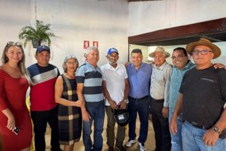 Vereador Folha participa da assinatura da ordem de serviço para revitalização das estradas vicinais de Palmas 21 Vereador Folha participa da assinatura da ordem de serviço para revitalização das estradas vicinais de Palmas