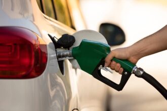Governo deve elevar mistura de etanol na gasolina para 32%; aumento pode elevar o consumo e exigir mais cuidados com veículos antigos