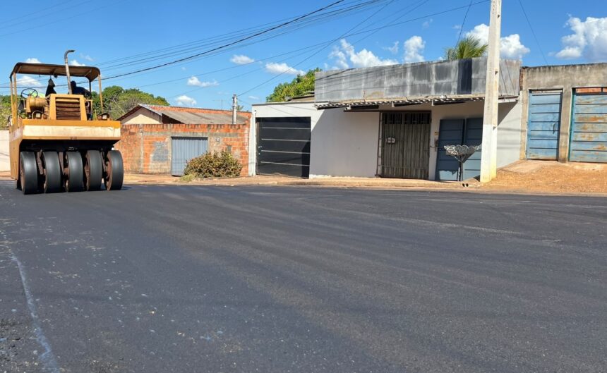Prefeitura amplia recapeamento no Jardim Aureny IV e estende obras na Avenida J após vistoria identificar novos pontos críticos