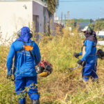 Prefeitura de Araguaína amplia limpeza de lotes abandonados e donos de terrenos sem manutenção podem pagar multa de R$ 300 e ter custos cobrados no IPTU 7 Prefeitura de Araguaína amplia limpeza de lotes abandonados e donos de terrenos sem manutenção podem pagar multa de R$ 300 e ter custos cobrados no IPTU