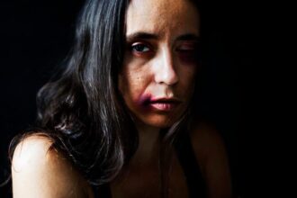 Brasil registra recorde de feminicídios em 2025, mesmo com menor número de mortes violentas dos últimos 13 anos 11 Brasil registra recorde de feminicídios em 2025, mesmo com menor número de mortes violentas dos últimos 13 anos