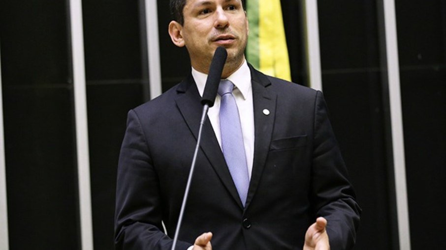 Vice-presidente da Câmara pede 'licença' a partido para não apoiar Bolsonaro