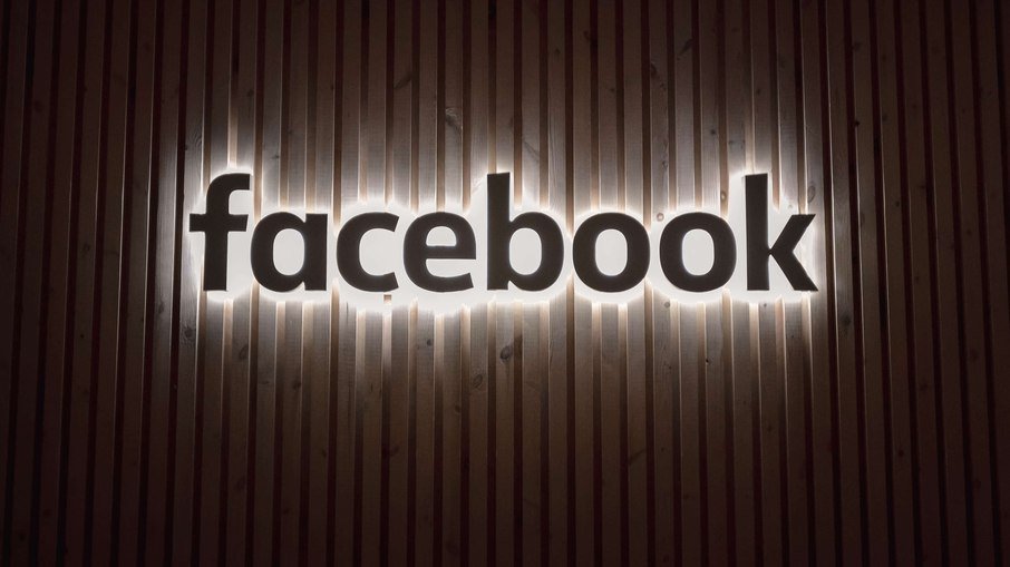 Facebook divulga alta nos lucros em meio a vazamento de documentos internos