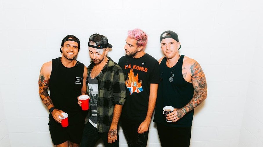 All Time Low se posiciona sobre denúncia de abuso sexual contra guitarrista