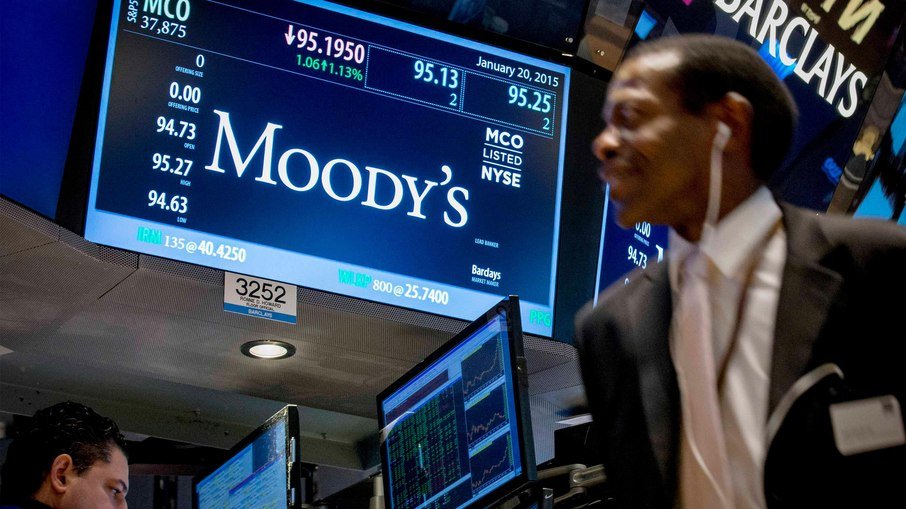 Risco de investimentos aumentou após polêmica sobre teto de gastos, diz Moody's