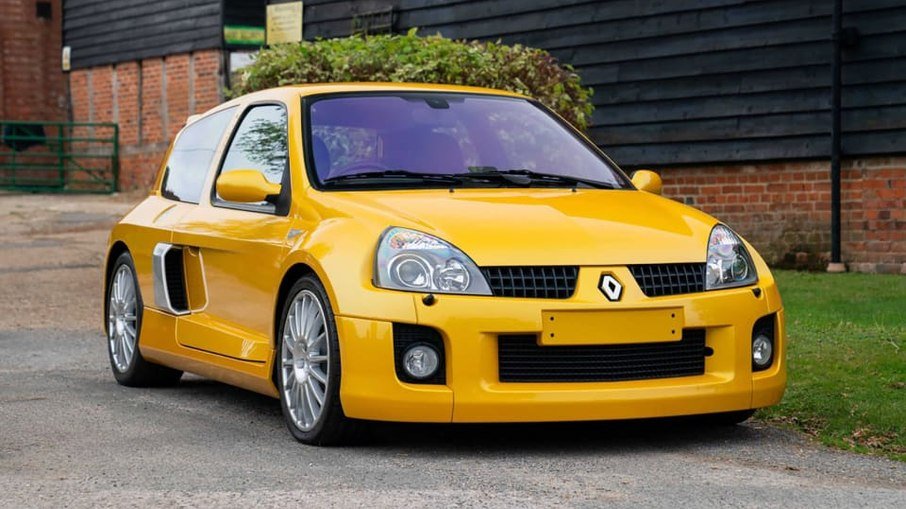 Raro Renault Clio V6  vai a leilão e deve passar dos R$ 550 mil