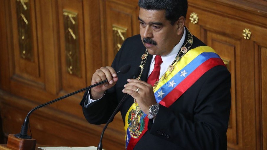 Maduro chama Bolsonaro de 