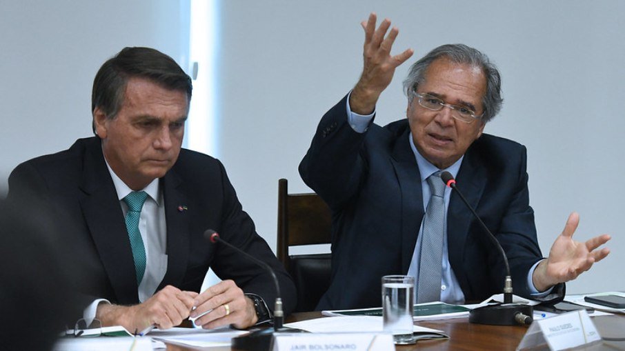 Valor do Auxílio Brasil será decretado quando Bolsonaro voltar da Itália