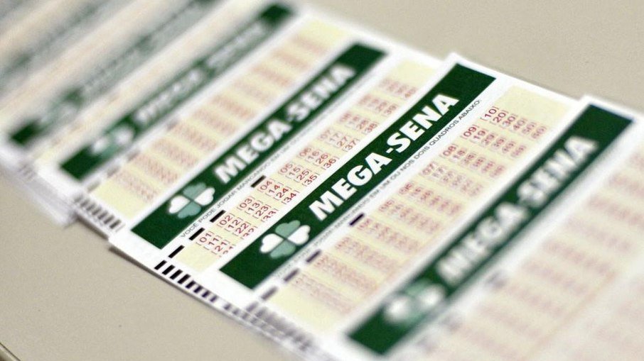 Mega-Sena premia R$ 32 milhões nesta quarta; confira os números