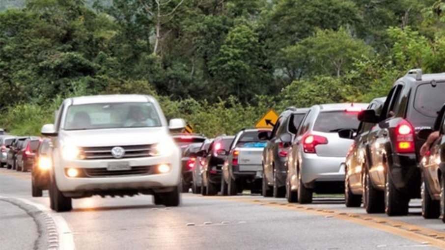 Confira 5 dicas antes de pegar a estrada no feriado do Dia de Finados