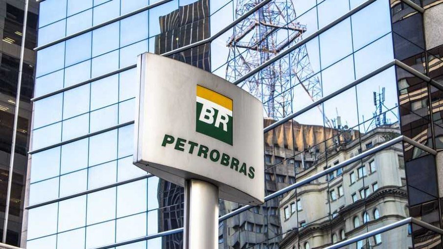 Petrobras lucra R$ 31,1 bi no 3º trimestre e regista alta em venda de gasolina