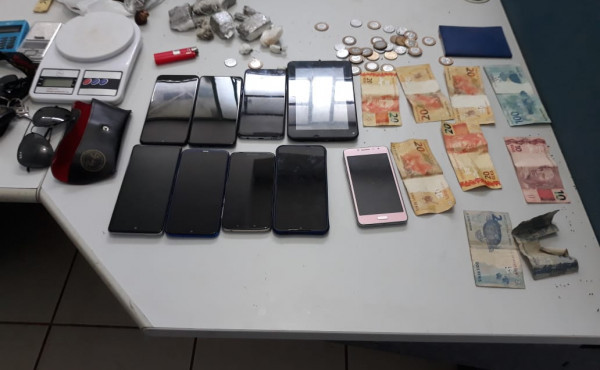 Em Palmas, PM prende dois homens pela prática de vários roubos e recupera objetos das vítimas