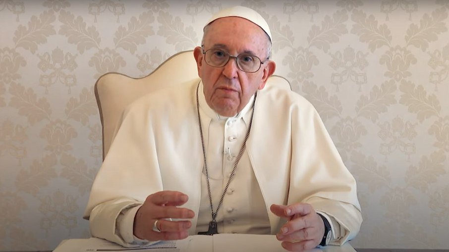 Papa Francisco faz apelo por fim da fabricação de armas