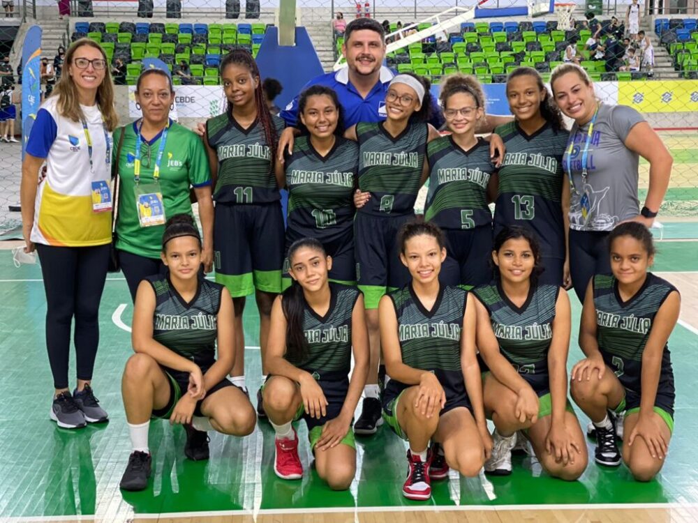 Equipe de basquete da Escola Municipal Maria Júlia disputa medalha de ouro nos Jogos Estudantis Brasileiros