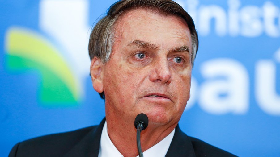 Em depoimento à PF, Bolsonaro nega interferência política na corporação