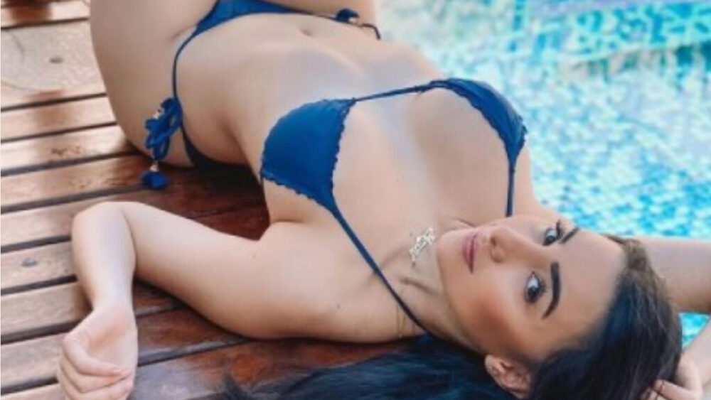 Irmã de Juliana Caetano exibe lingerie sexy e provoca seguidores: 