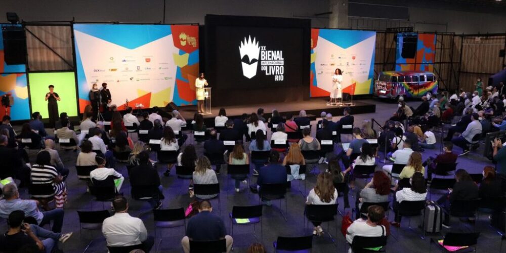 Bienal do livro volta a reunir grande público no Riocentro